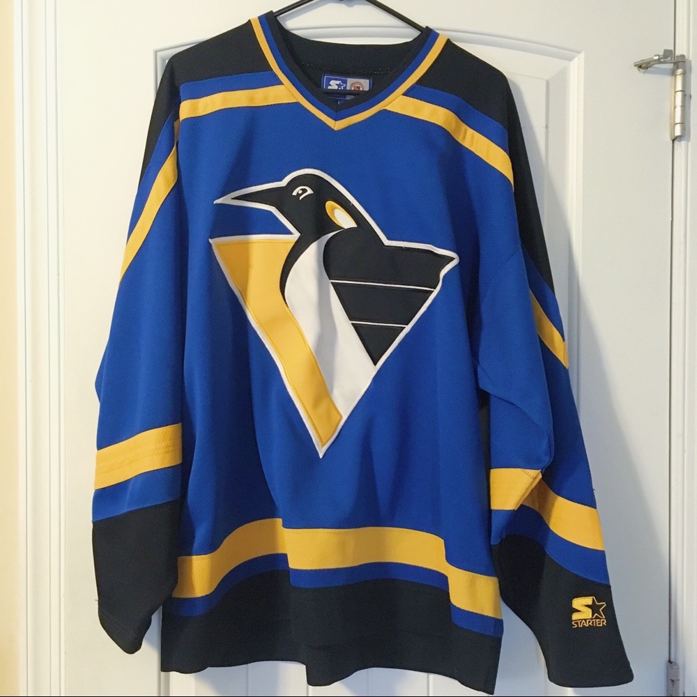Vintage 90s Pittsburg Penguins Hockey Jersey 🐧
